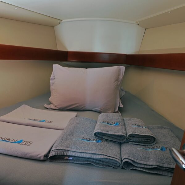 2533c8_055a063d70f3439193a01ba5c4bafe71~mv2