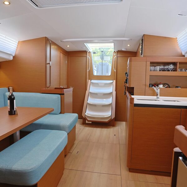 2533c8_ac824de7587e4c22b5953b19537f13f6~mv2