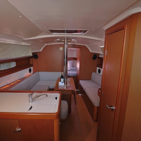 2533c8_f6671291cd0549008ce4e0ca5efe4d46~mv2