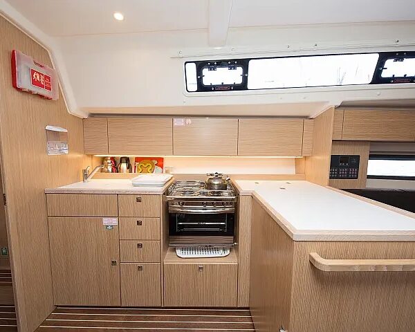 4146451077704715_UZB_8920